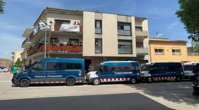La CNT condemna el desallotjament del bloc Primer de Maig a Sant Celoni